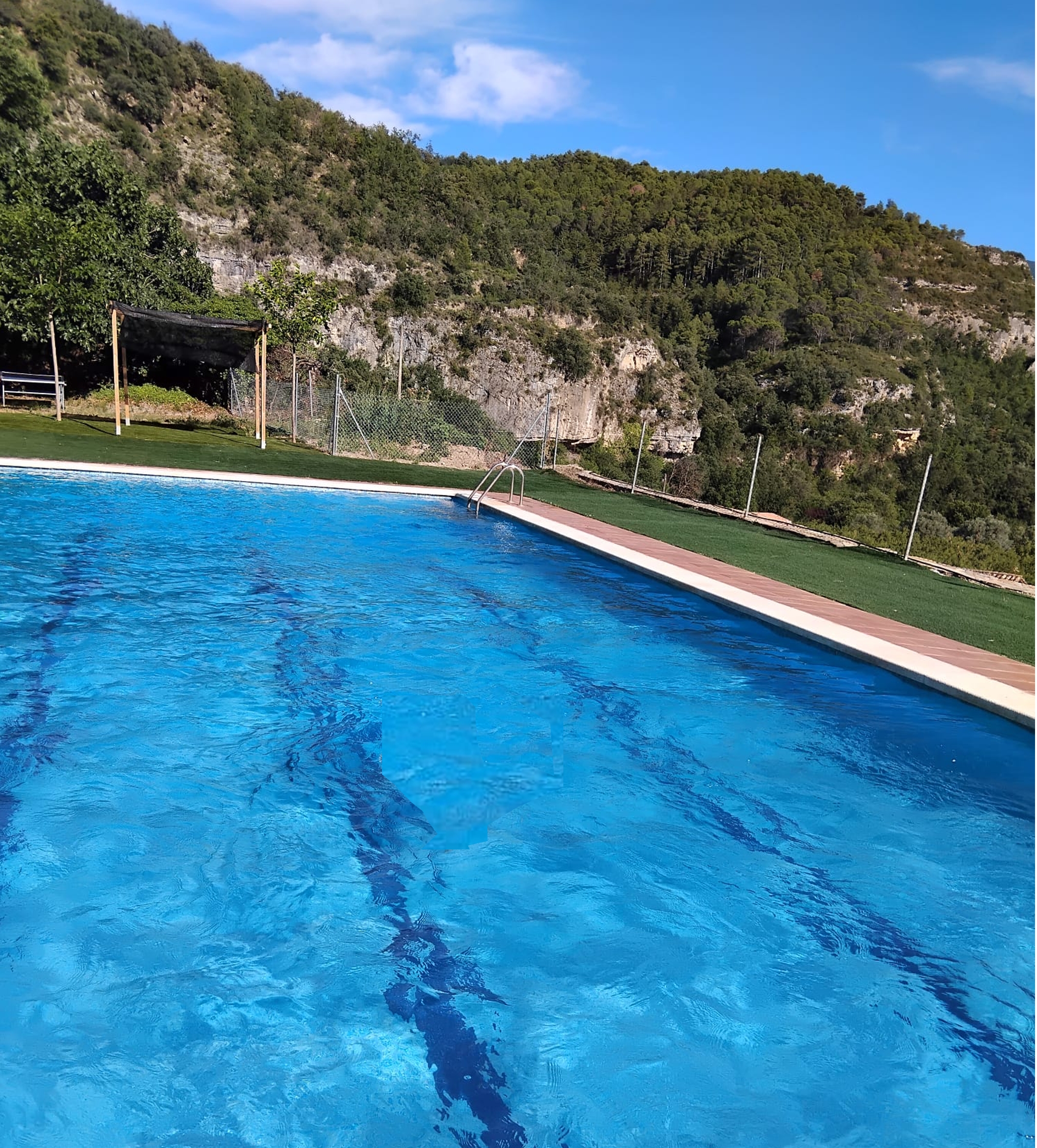 piscina estiu llimiana